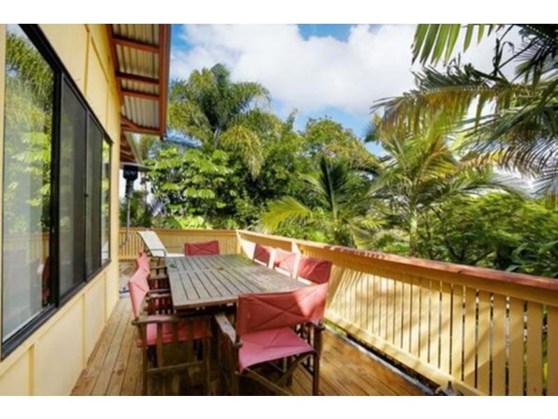 8 Berrima Row, Noosa Heads QLD 4567