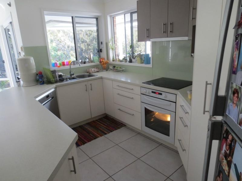 14 Freedom Place, Sunrise Beach QLD 4567