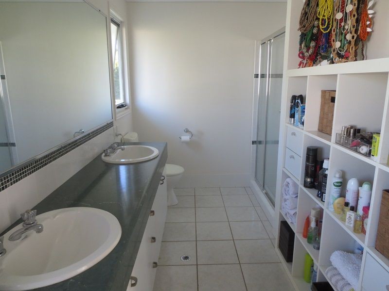 13 Greenside Court, Peregian Springs QLD 4573