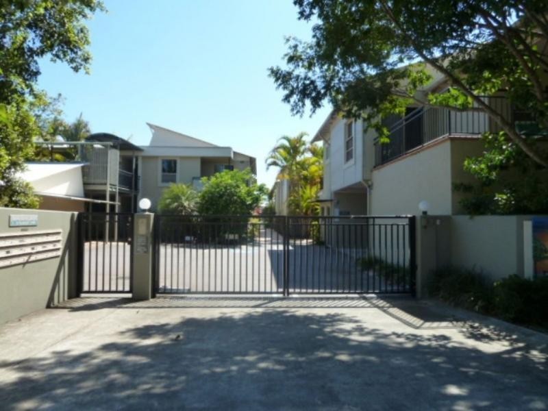 16/2 Blakesley Street, Tewantin QLD 4565