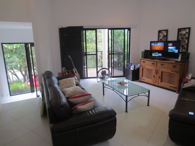 1/20 Nebula Street, Sunshine Beach QLD 4567