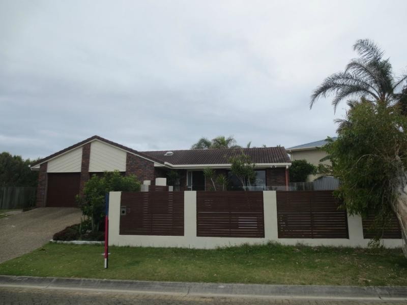 3 Daybreak Court, Castaways Beach QLD 4567