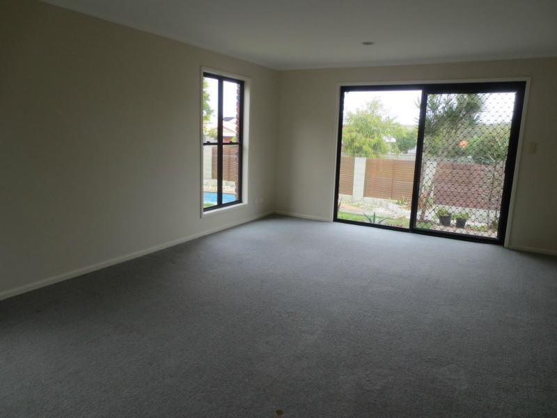 3 Daybreak Court, Castaways Beach QLD 4567