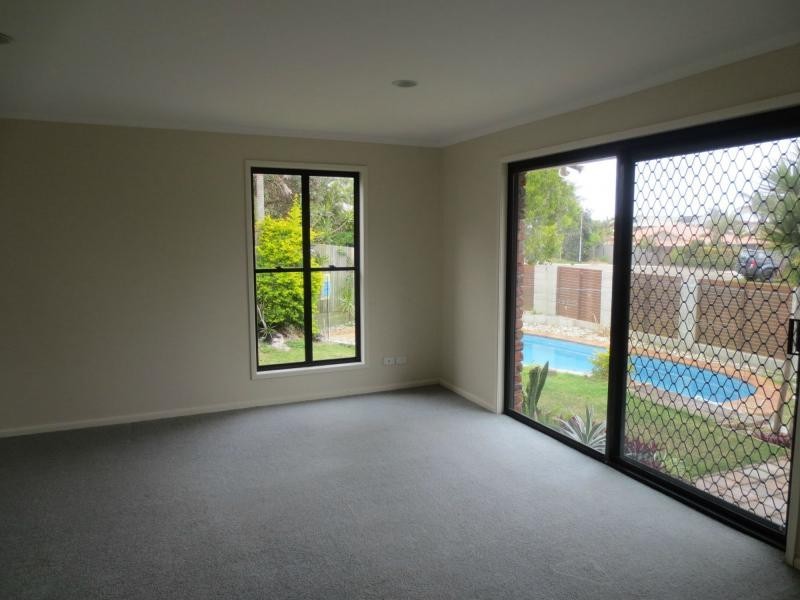 3 Daybreak Court, Castaways Beach QLD 4567