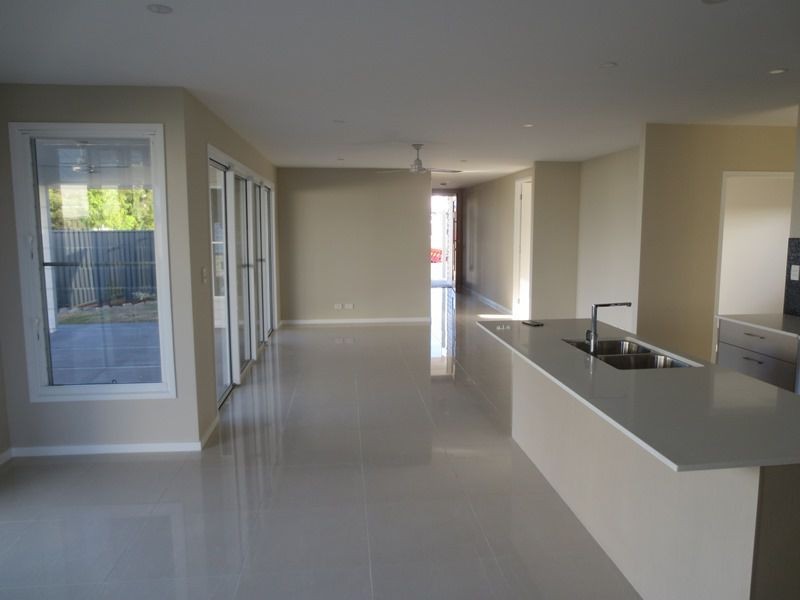 6 Hollyhock Circuit, Noosa Heads QLD 4567