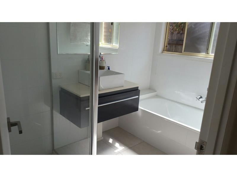 4 Doolan Court, Noosaville QLD 4566