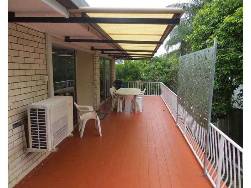 32 Katharina Street, Noosa Heads QLD 4567
