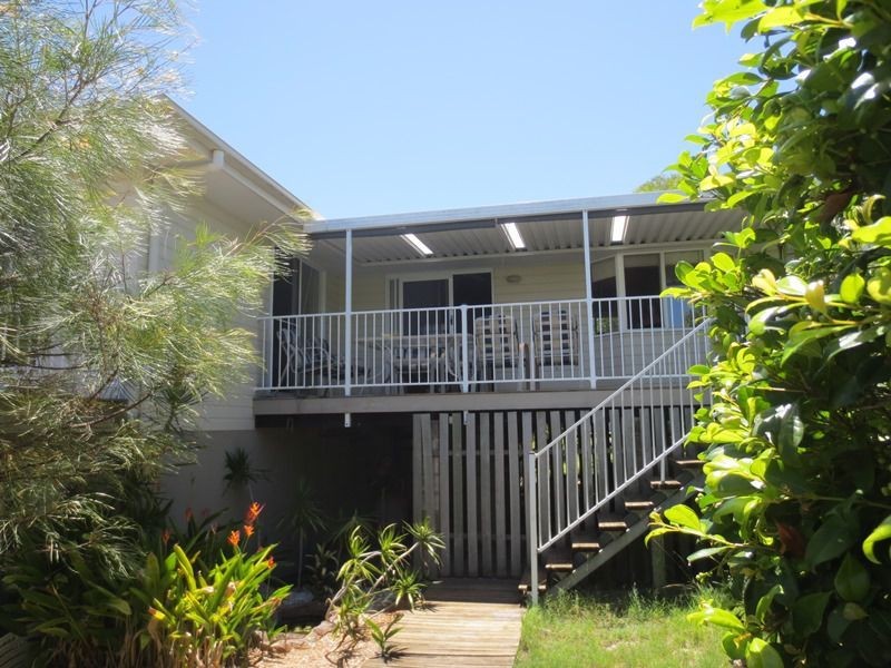 14 Newport Street, Sunrise Beach QLD 4567
