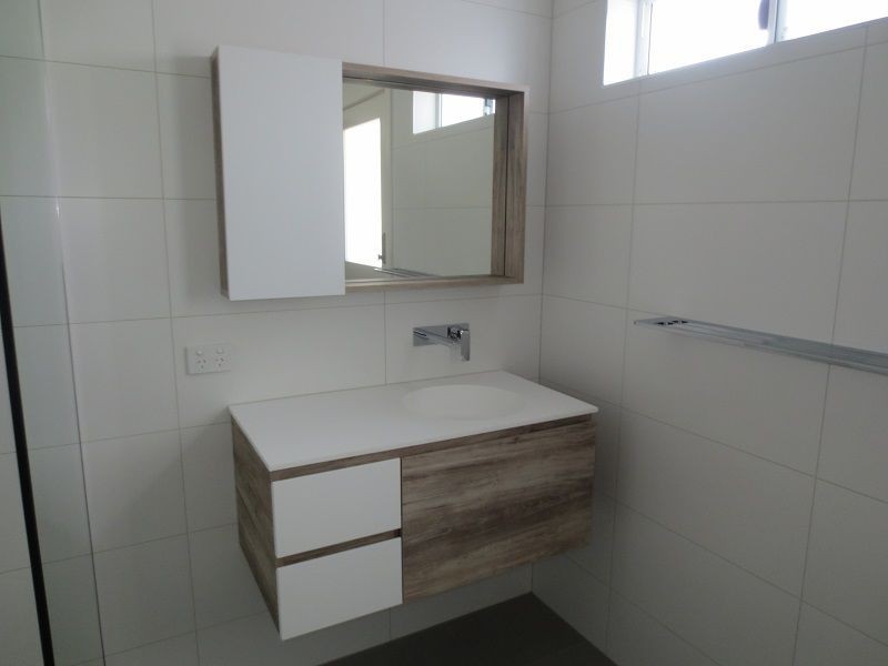 2/31 Corsair Crescent, Sunrise Beach QLD 4567