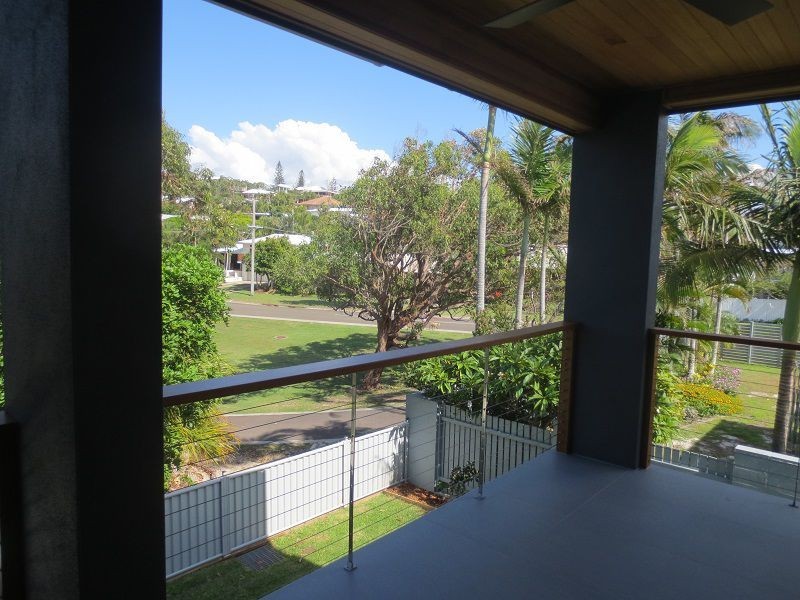 2/31 Corsair Crescent, Sunrise Beach QLD 4567