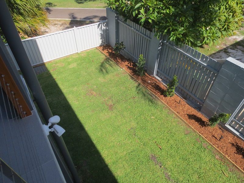 2/31 Corsair Crescent, Sunrise Beach QLD 4567