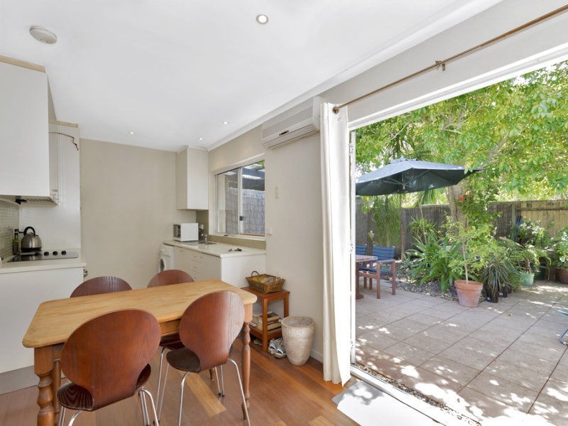 Unit 2/7 Nebula Street, Sunshine Beach QLD 4567