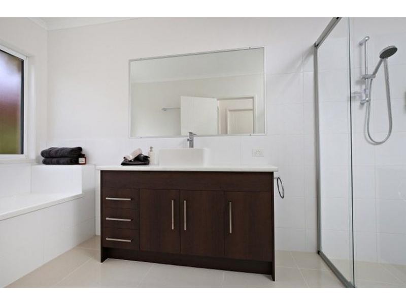 31 Honeyeater Crescent, Peregian Springs QLD 4573