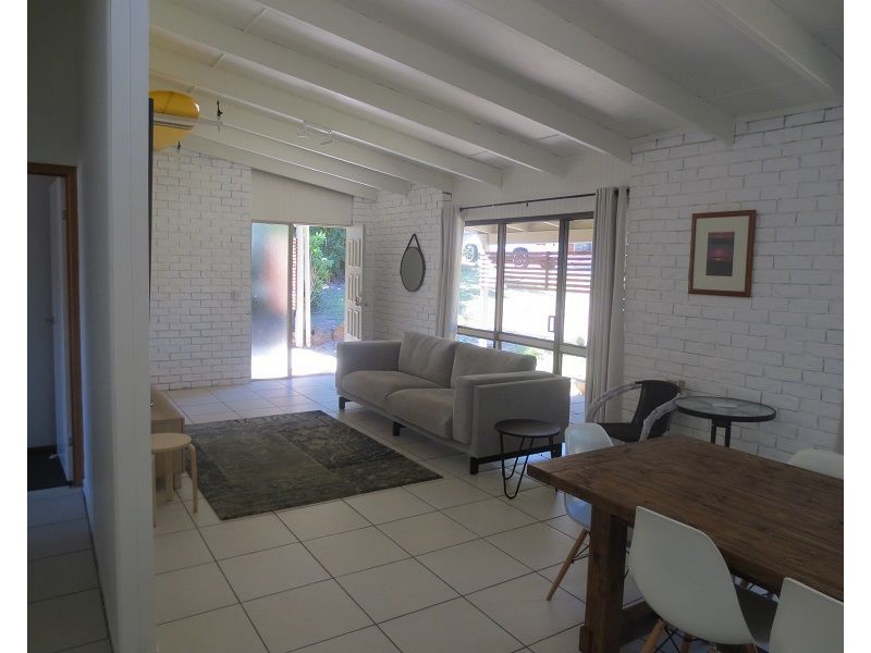 1 Boxsell Rise, Sunrise Beach QLD 4567