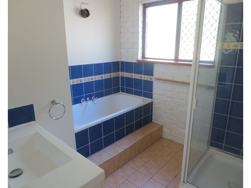 1 Boxsell Rise, Sunrise Beach QLD 4567