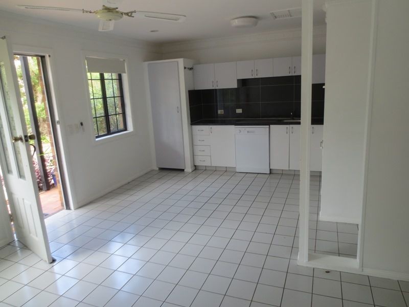 2/255 Weyba Road, Noosaville QLD 4566