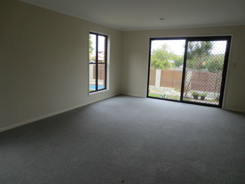 3 Daybreak Court St, Castaways Beach QLD 4567