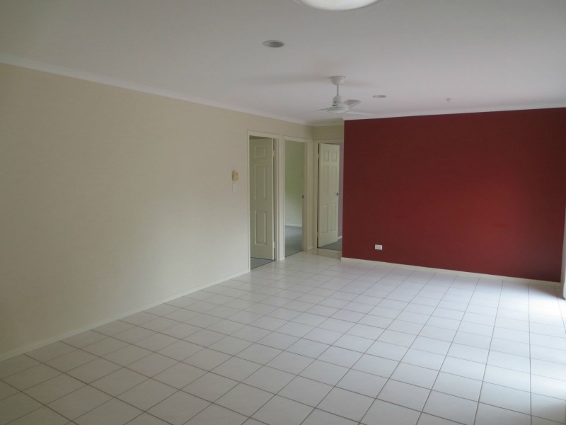 3 Daybreak Court St, Castaways Beach QLD 4567