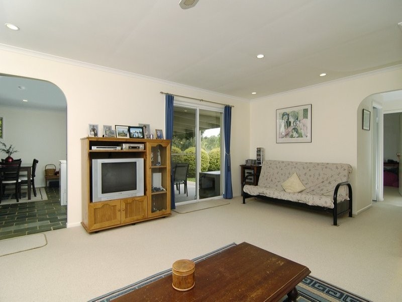 64 Hooper Crescent, Tewantin QLD 4565