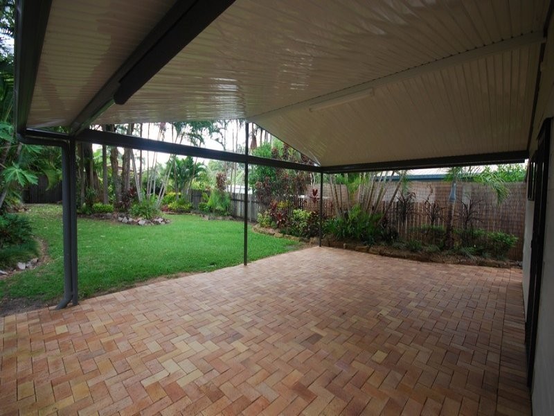 122 Hendry Street, Tewantin QLD 4565