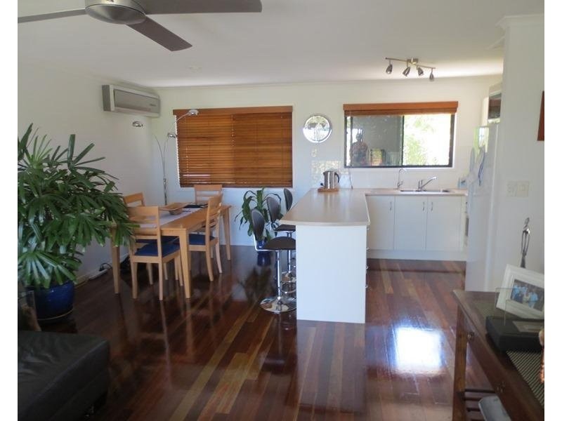 9/86 Southern Cross Parade, Sunrise Beach QLD 4567