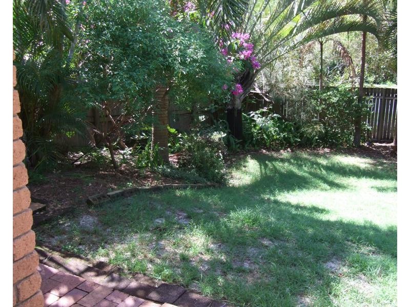 1 Samara Pl, Noosa Heads QLD 4567