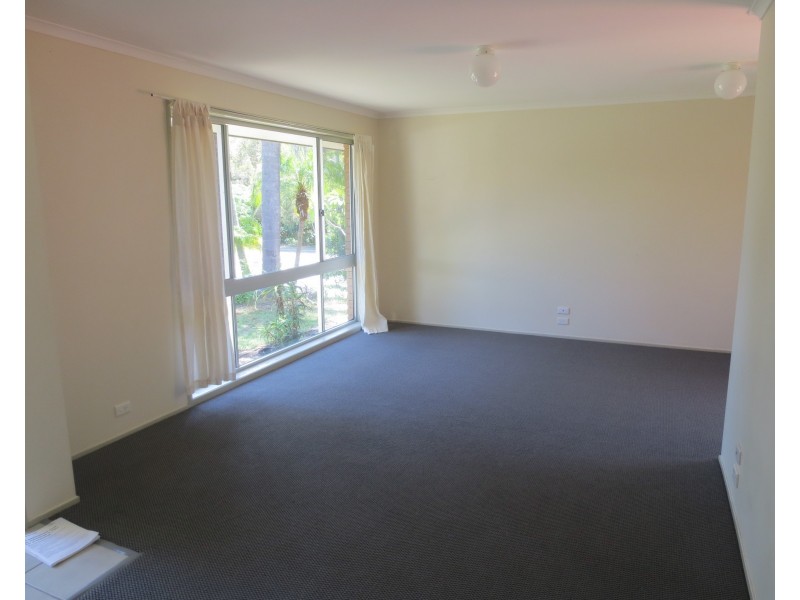 1 Samara Pl, Noosa Heads QLD 4567