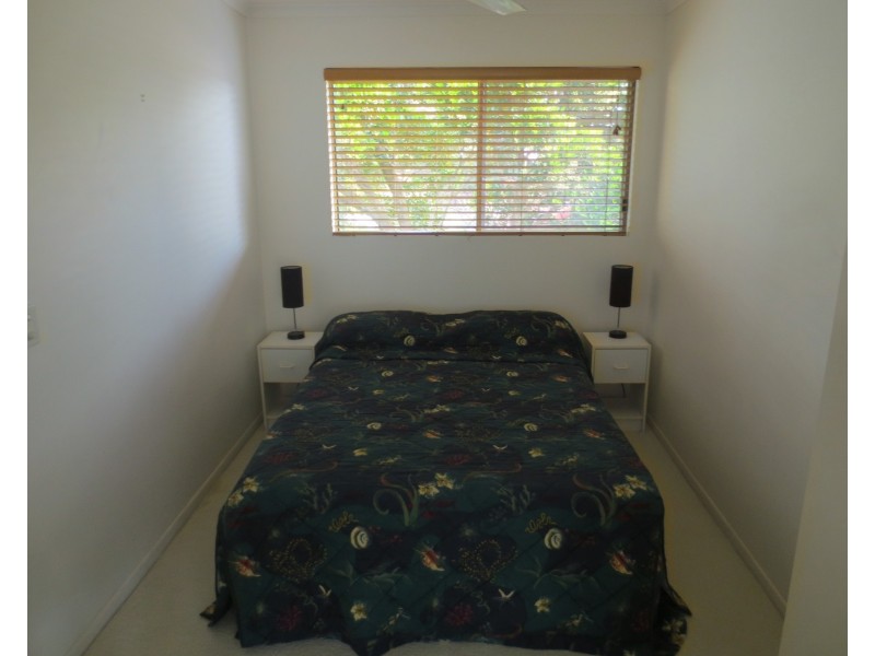 118/24 Lake Weyba Dr, Noosaville QLD 4566