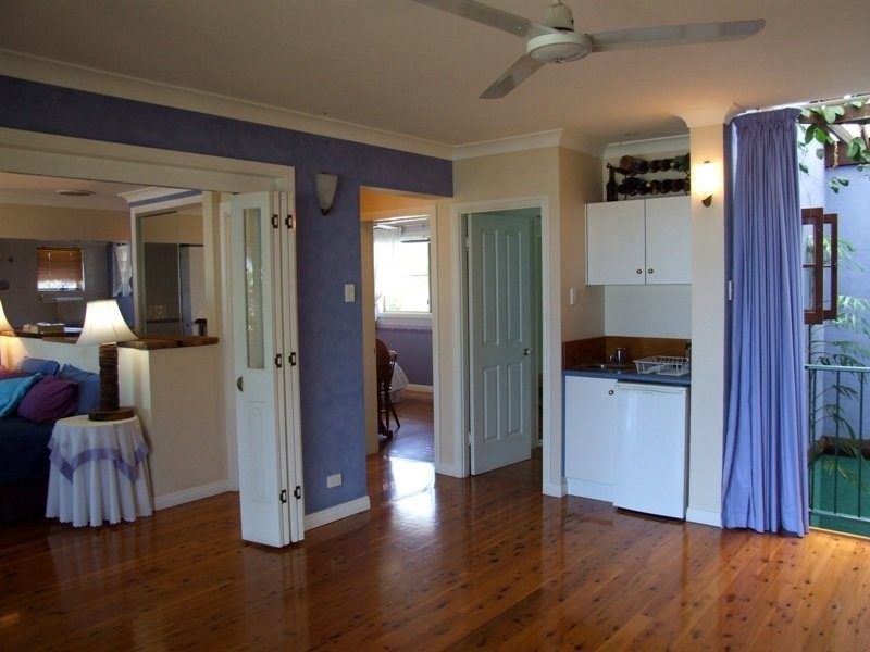 5 Marine Parade, Cardwell QLD 4849