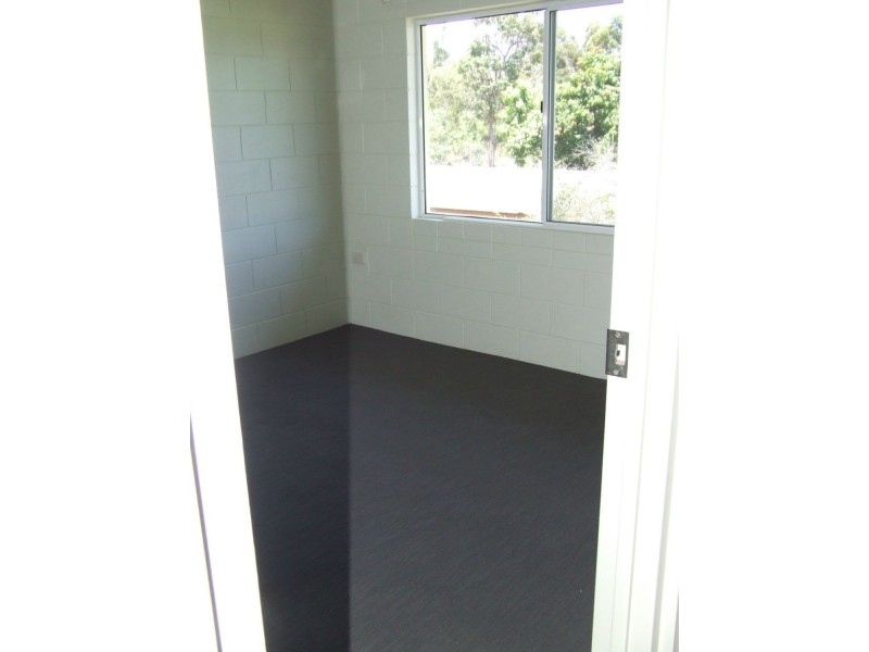 4/231 Victoria Street, Cardwell QLD 4849