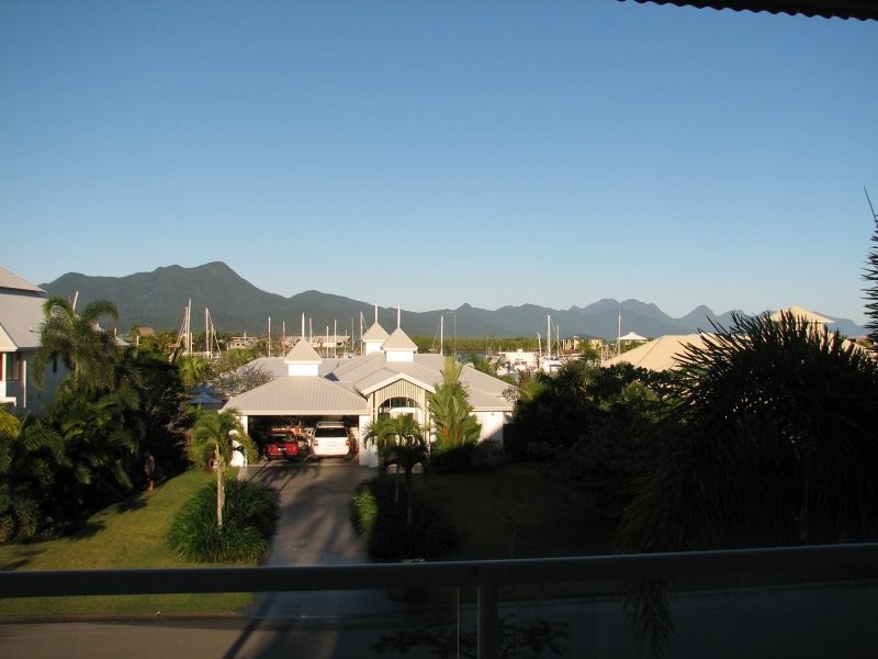 18/20-24 Poinciana Boulevard, Cardwell QLD 4849