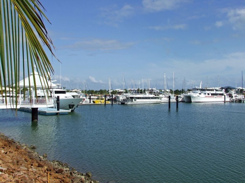 18/20-24 Poinciana Boulevard, Cardwell QLD 4849