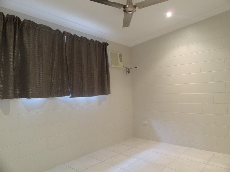 2/2 Toohey Street, Cardwell QLD 4849