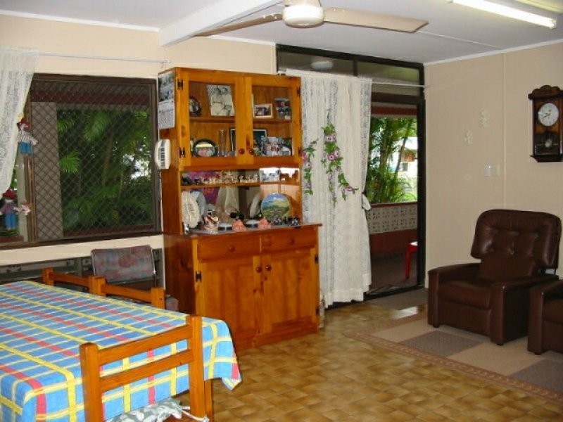 12 Toohey Street, Cardwell QLD 4849