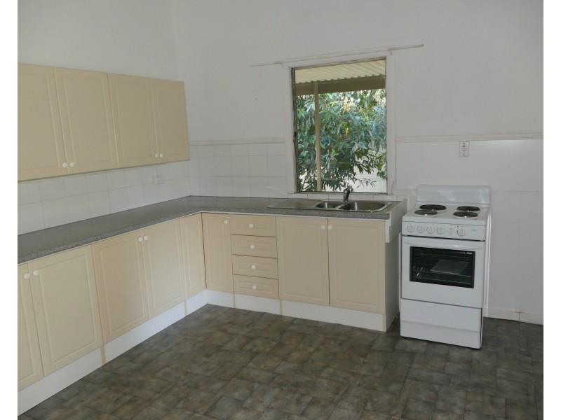 46 Gregory Street, Cardwell QLD 4849