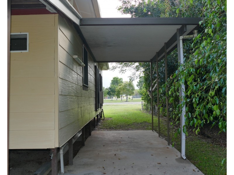 46 Gregory Street, Cardwell QLD 4849