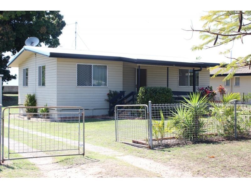 164 Victoria Street, Cardwell QLD 4849