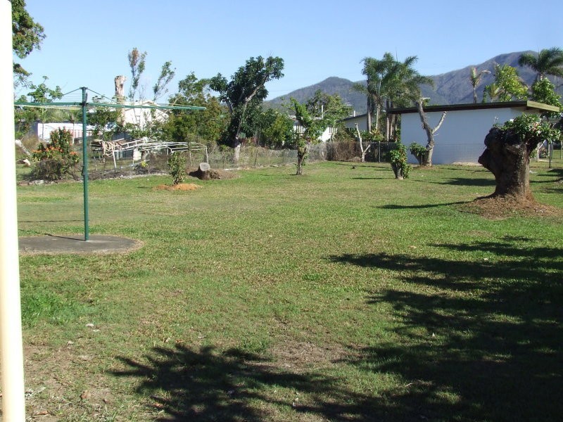 153 Victoria Street, Cardwell QLD 4849