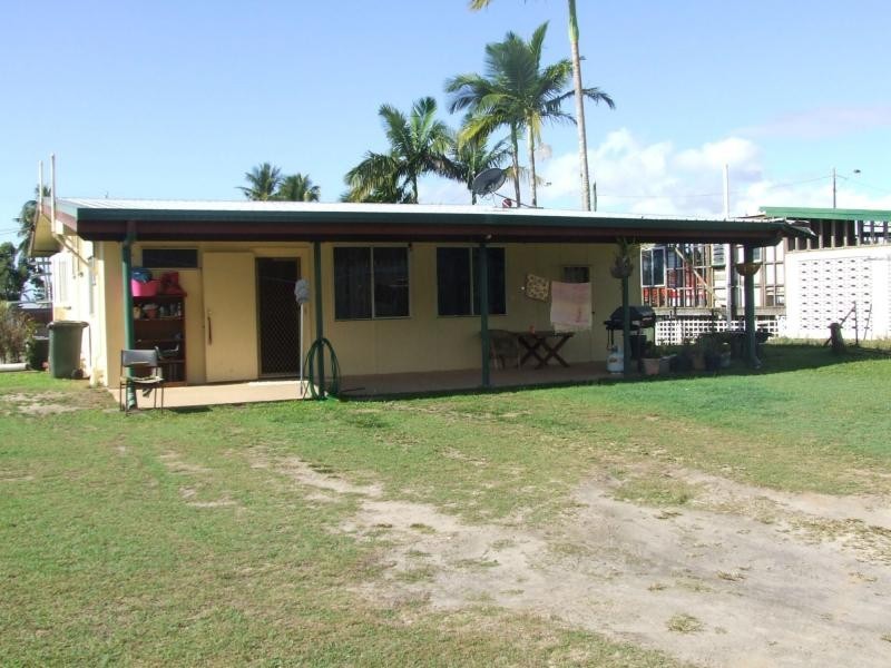 225 Victoria Street, Cardwell QLD 4849