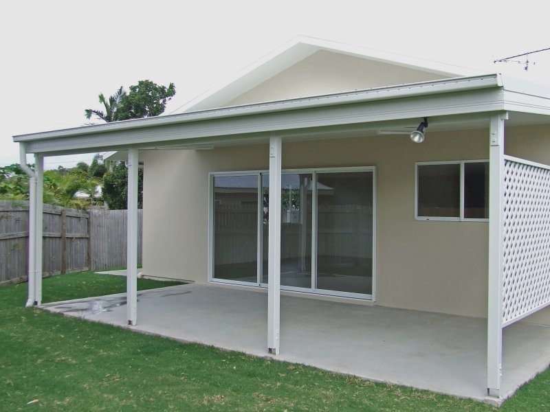 2/2 Winter Street, Cardwell QLD 4849