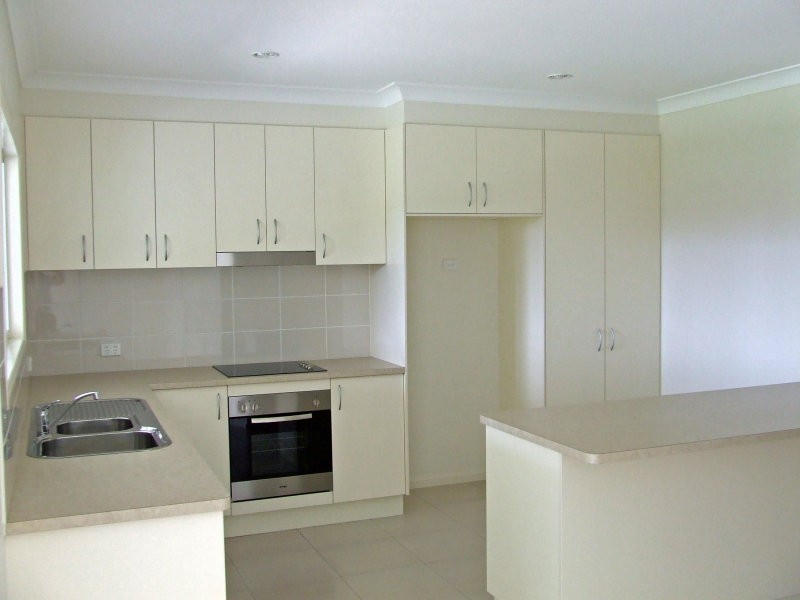 2/2 Winter Street, Cardwell QLD 4849