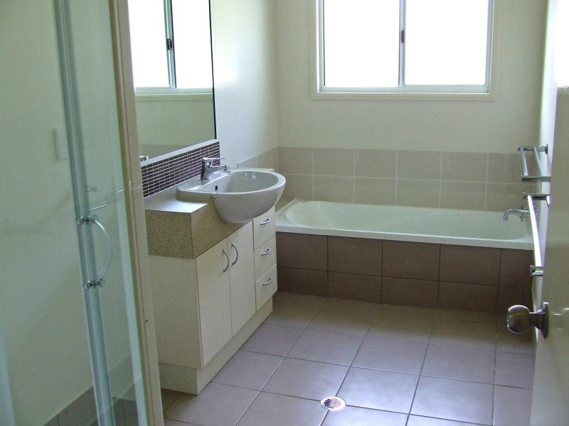 2/2 Winter Street, Cardwell QLD 4849