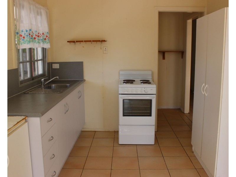 9 Toohey Street, Cardwell QLD 4849