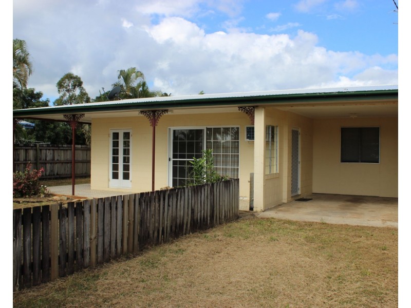 9 Toohey Street, Cardwell QLD 4849