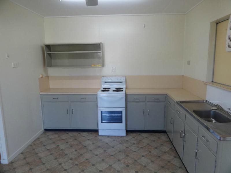 10 Jamieson Street, Cardwell QLD 4849