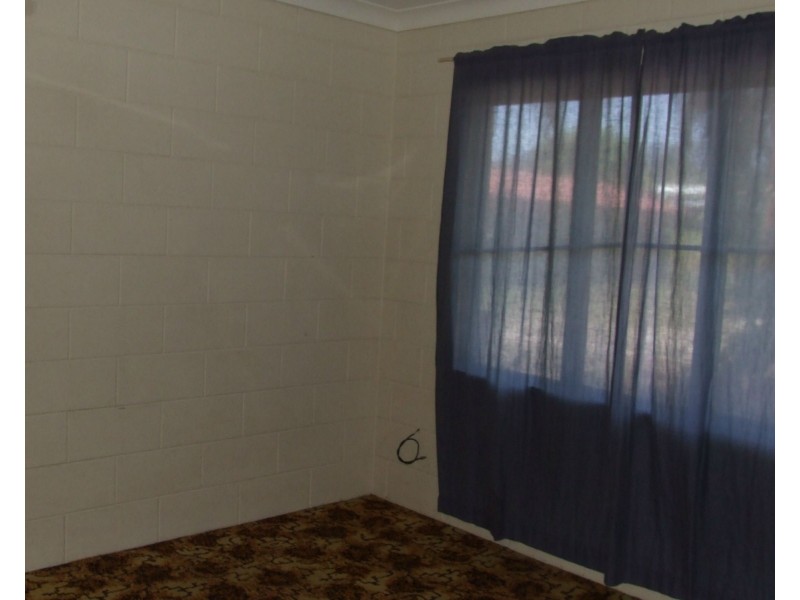 1/199 Victoria Street, Cardwell QLD 4849