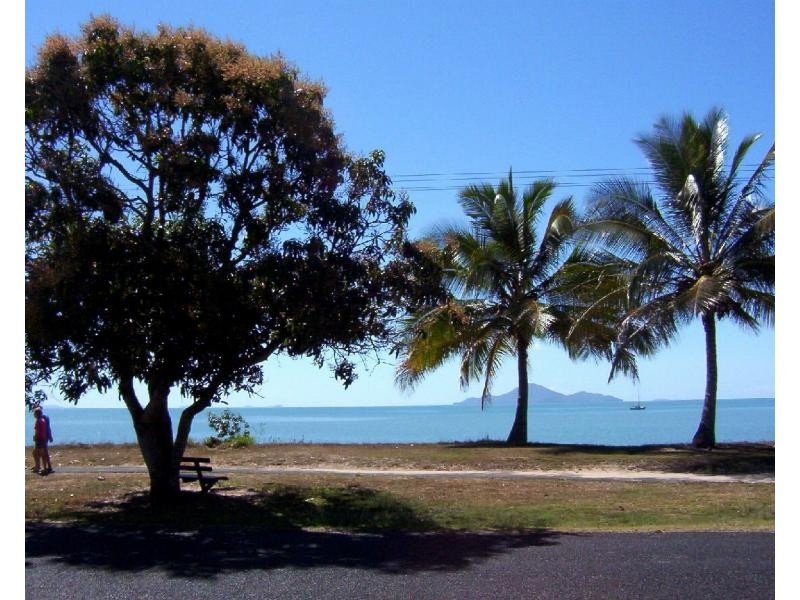 1/160 Victoria Street, Cardwell QLD 4849