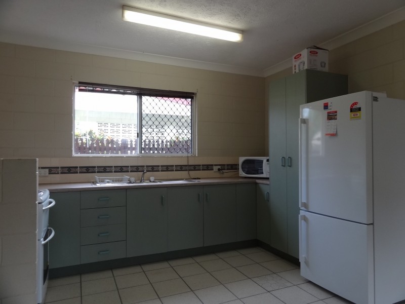 1/231 Victoria Street, Cardwell QLD 4849