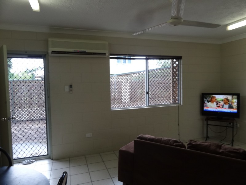 1/231 Victoria Street, Cardwell QLD 4849
