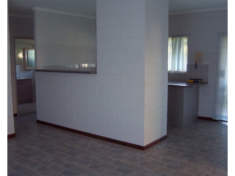 6 Ferguson Street, Cardwell QLD 4849